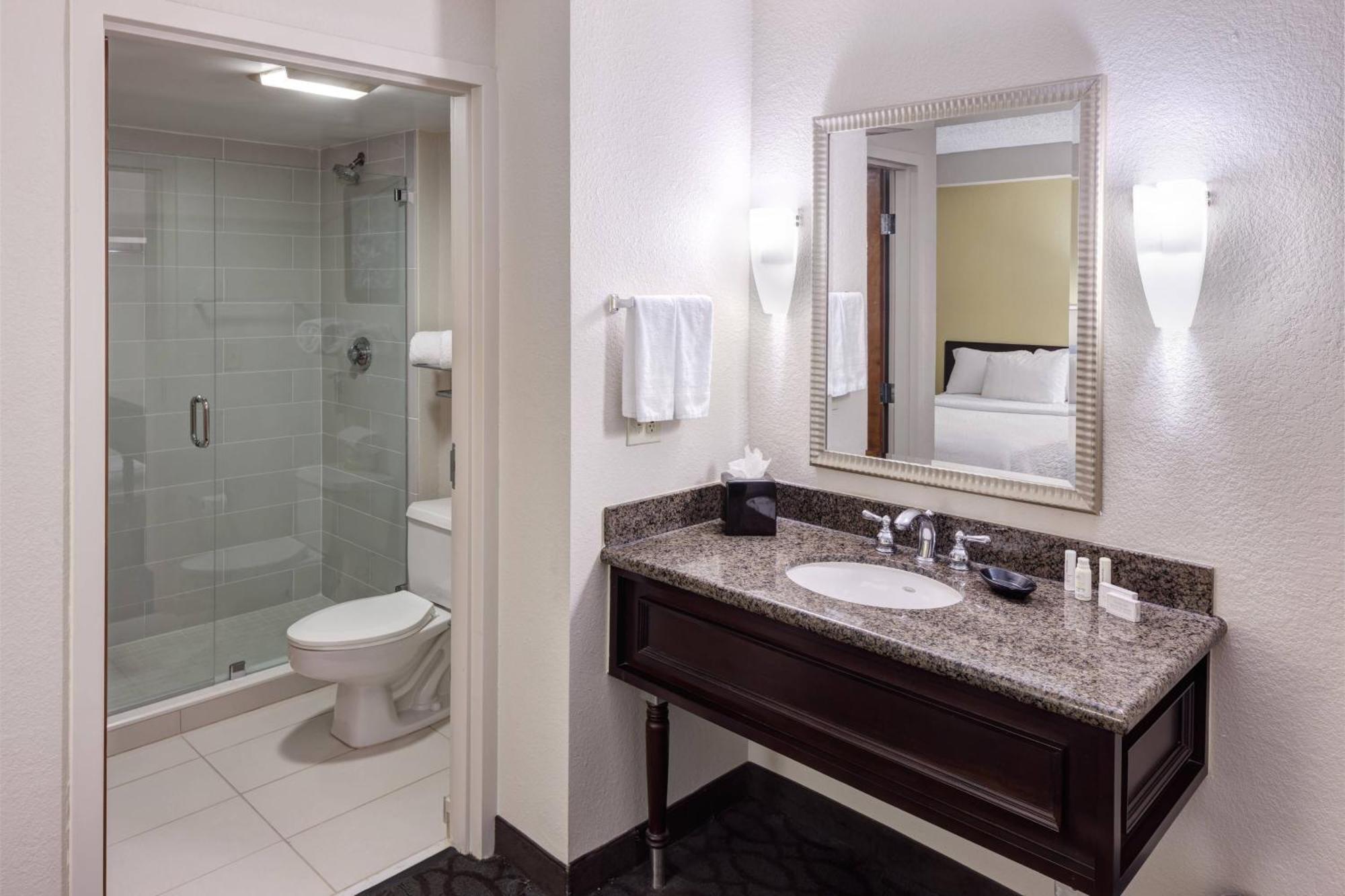 Springhill Suites By Marriott Dallas Downtown / West End Εξωτερικό φωτογραφία